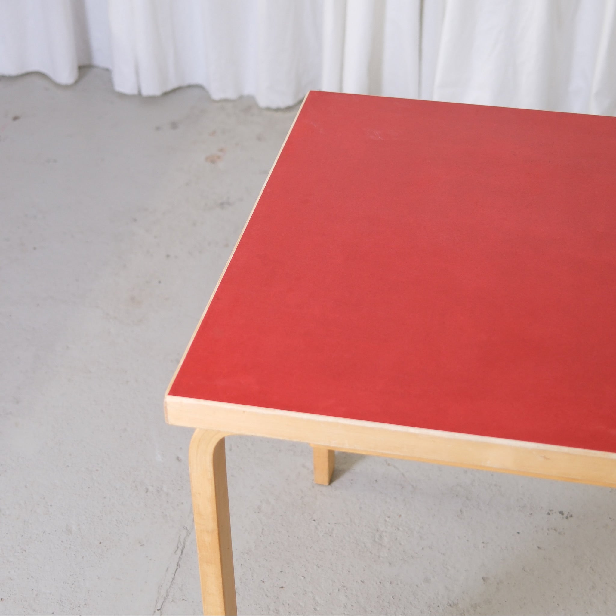 Artek 81C Table by Alvar Aalto – Pino Interiors