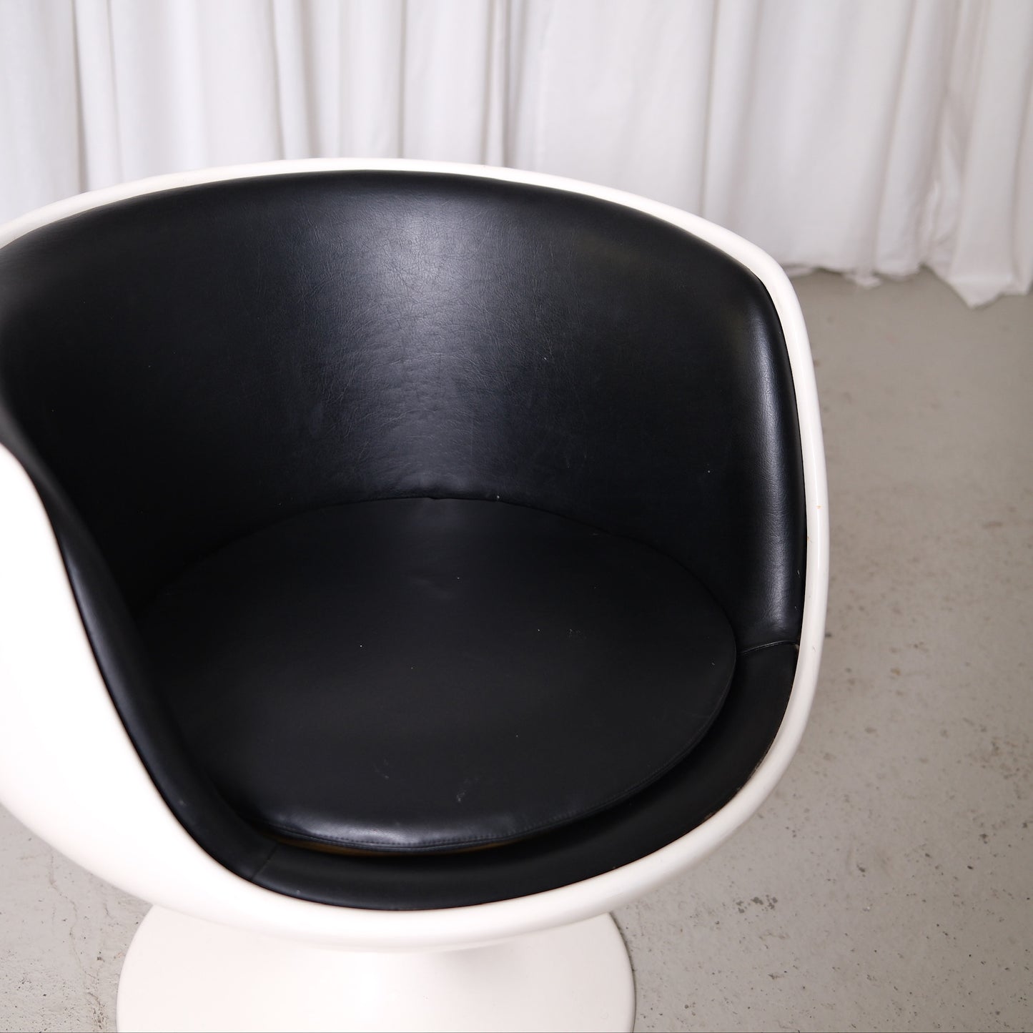 Eero Aarnio Cognac Chair by Asko in Black Leather