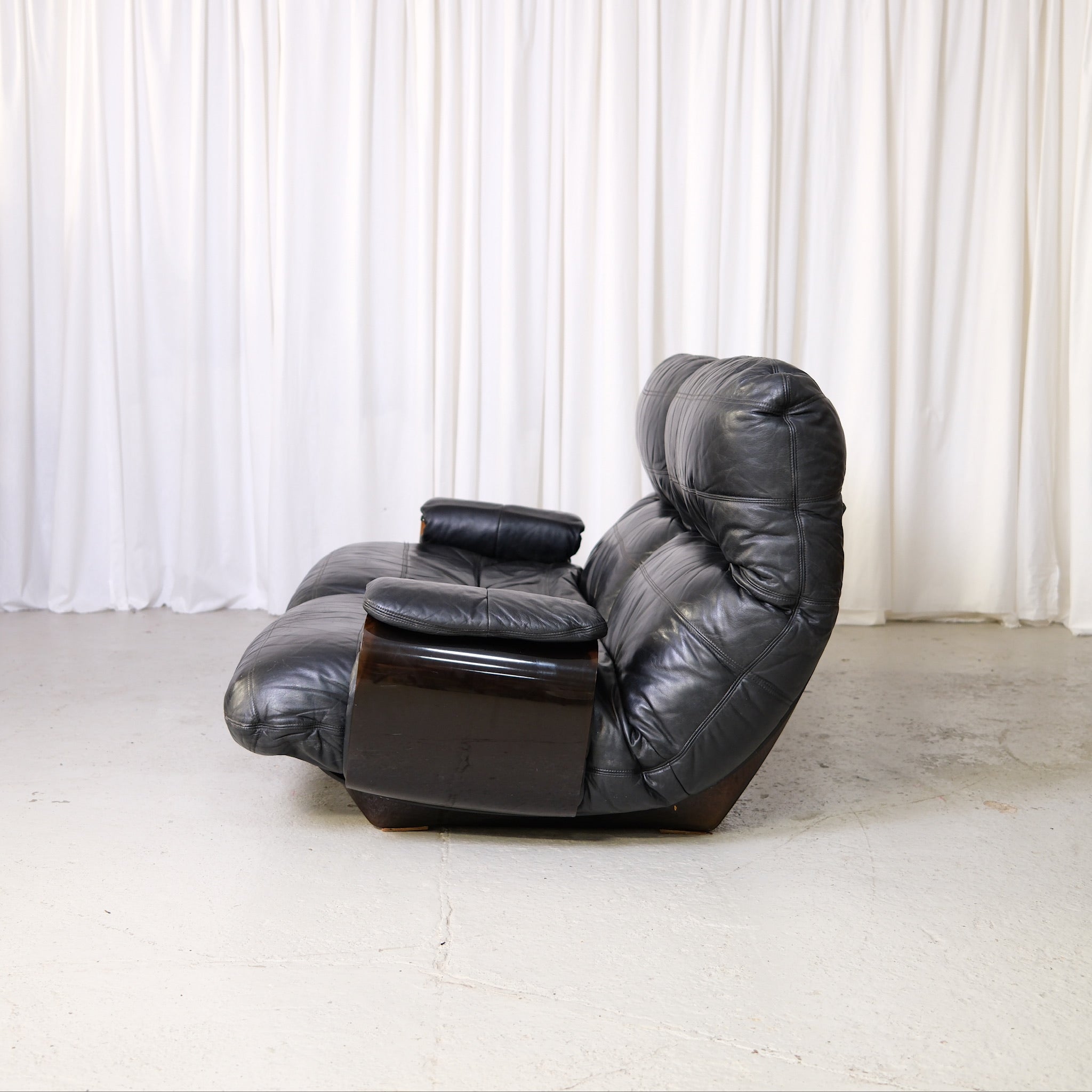 Ligne Roset Marsala 2-Seater Sofa in Black Leather – Pino Interiors