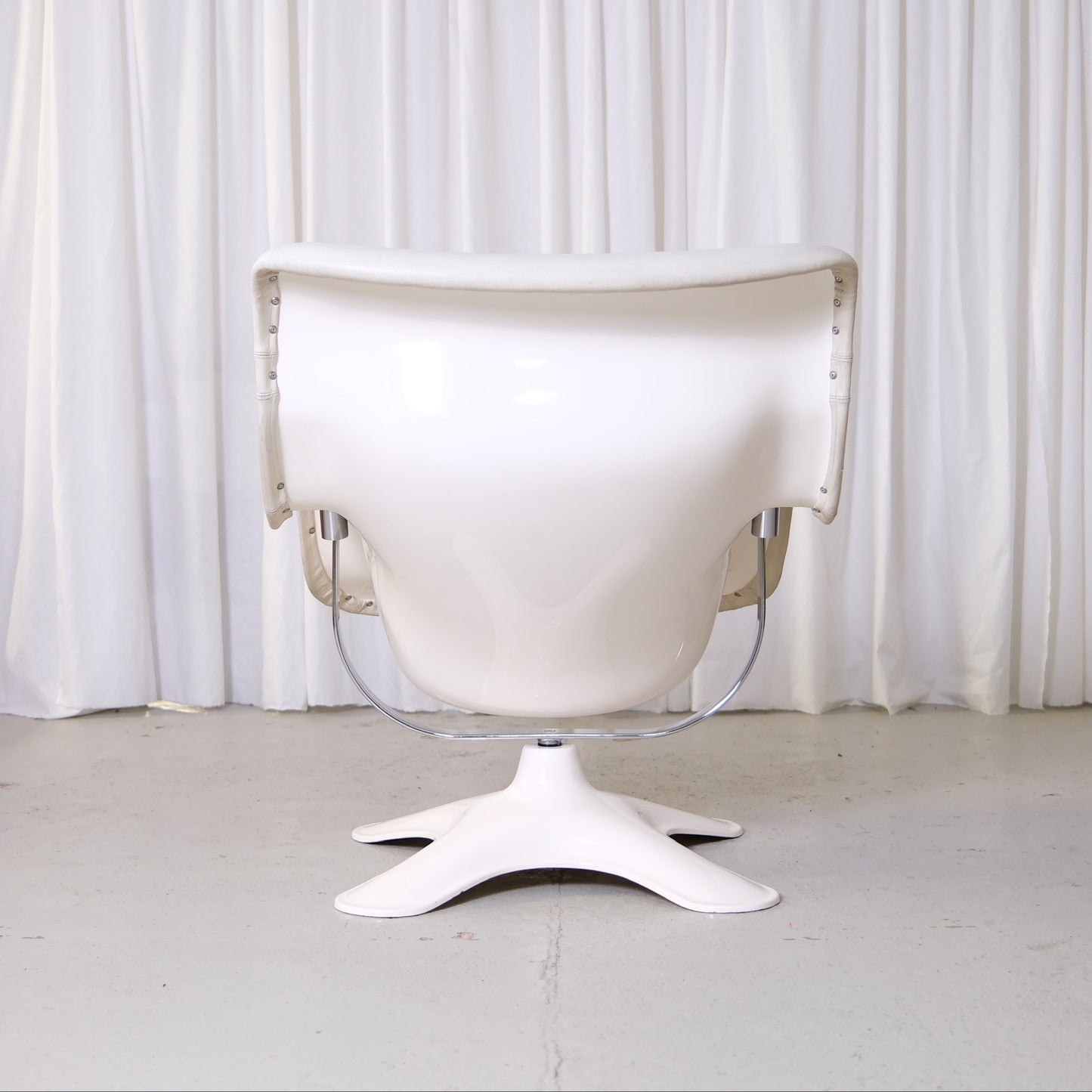 Yrjö Kukkapuro Karuselli Lounge Chair by Avarte