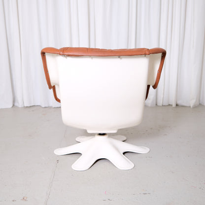 Yrjö Kukkapuro Karuselli 418 Swivel Lounge Chair for Haimi in Brown Leather