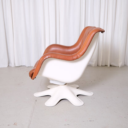 Yrjö Kukkapuro Karuselli 418 Swivel Lounge Chair for Haimi in Brown Leather