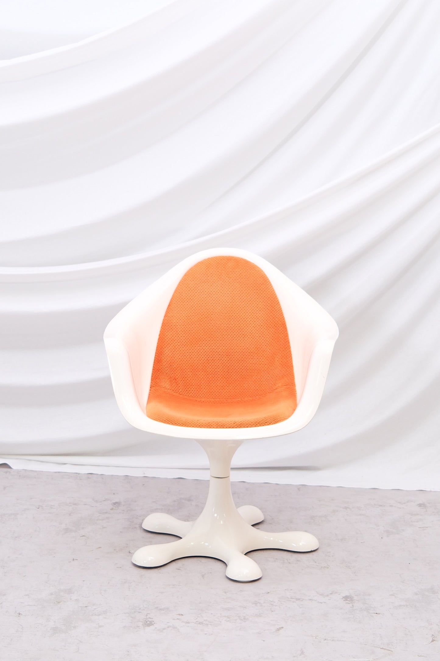 Eero Aarnio Orion Chair (Set of 5)