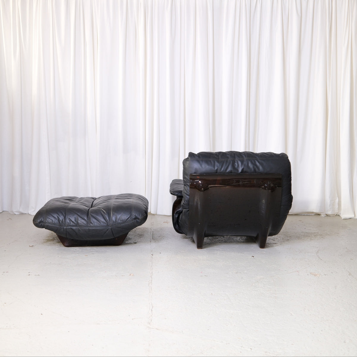 Rear view of Marsala lounge chair with matching ottoman