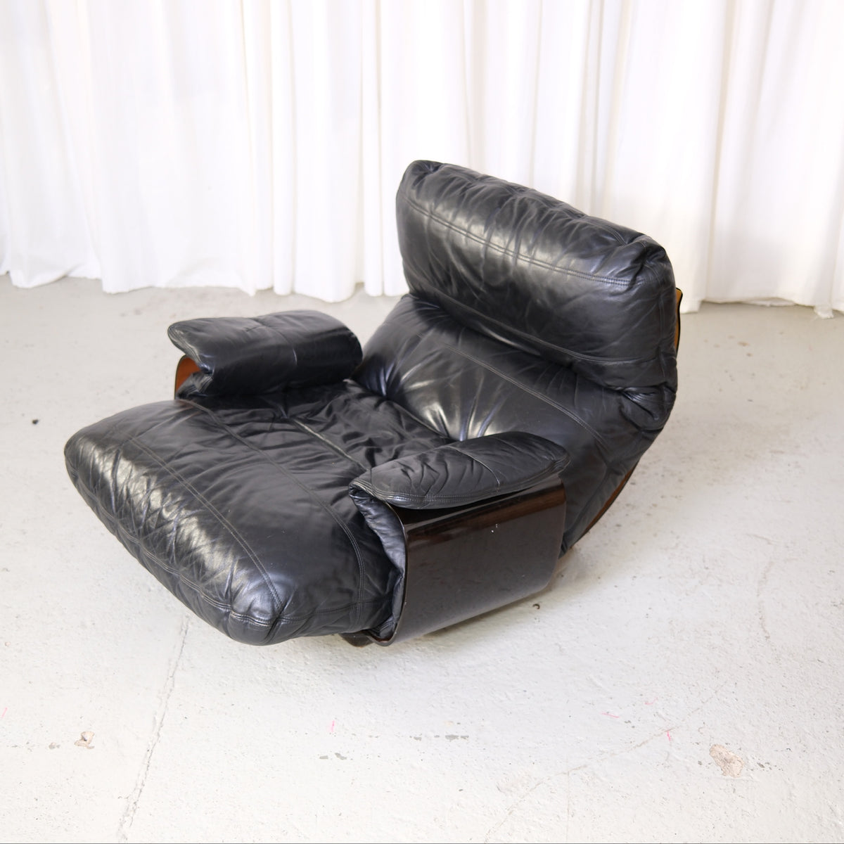 Black leather Marsala lounge chair, elevated front view