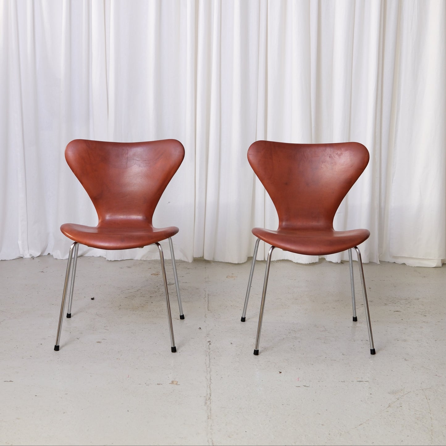Fritz Hansen Series 7 Chair in Cognac Leather