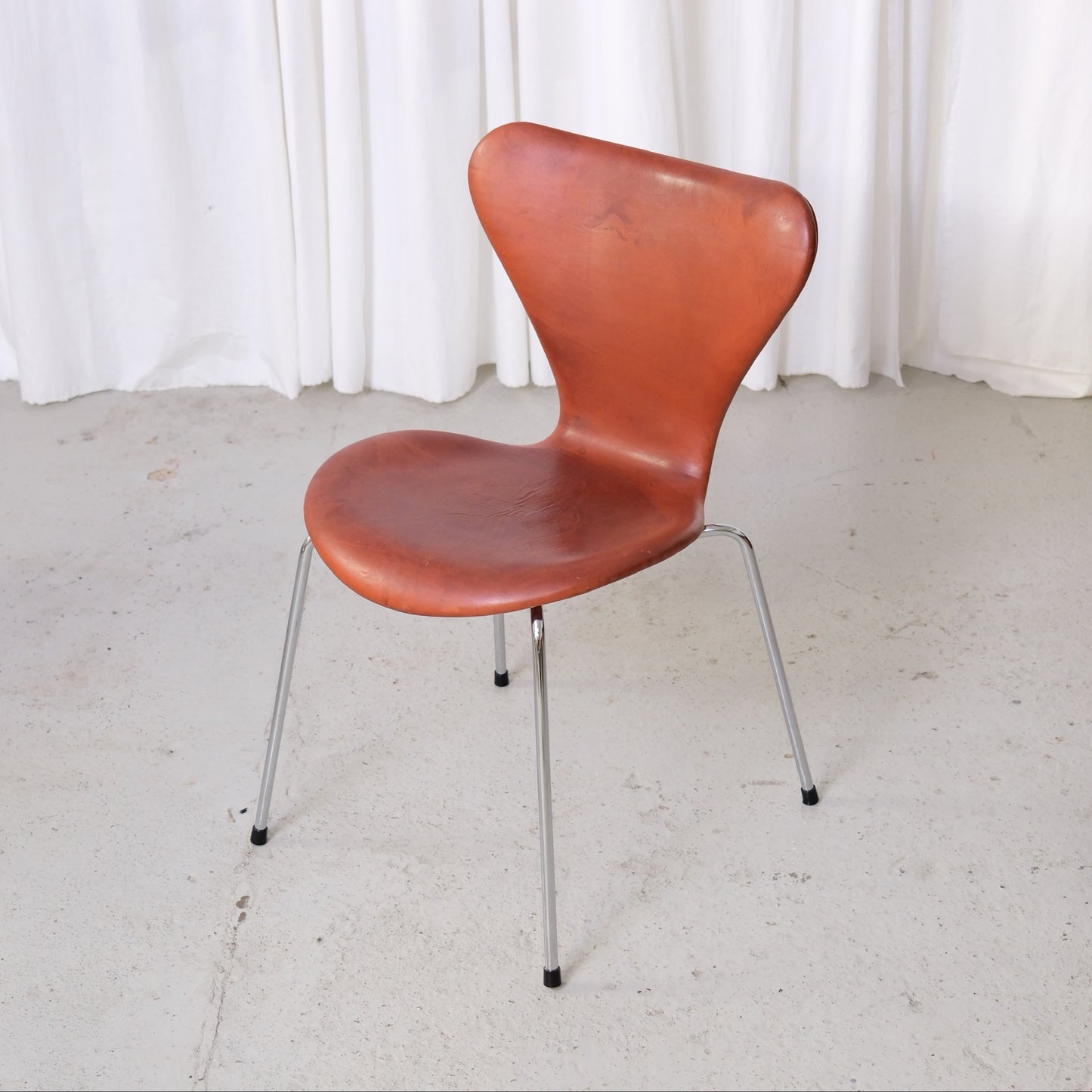 Fritz Hansen Series 7 Chair in Cognac Leather