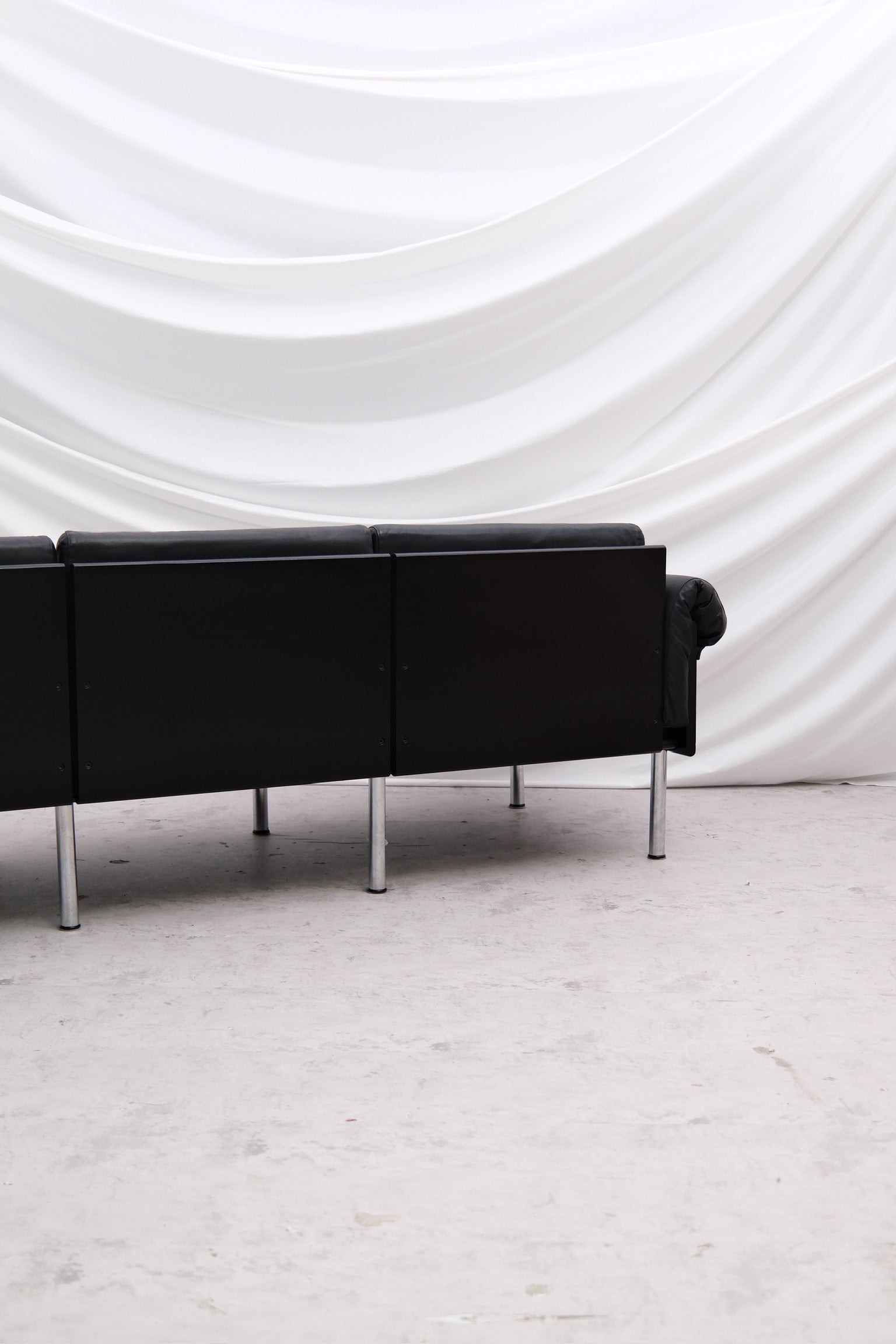 Yrjö Kukkapuro ‘Ateljee’ 3-Seater Sofa in Black Leather - Pino Interiors