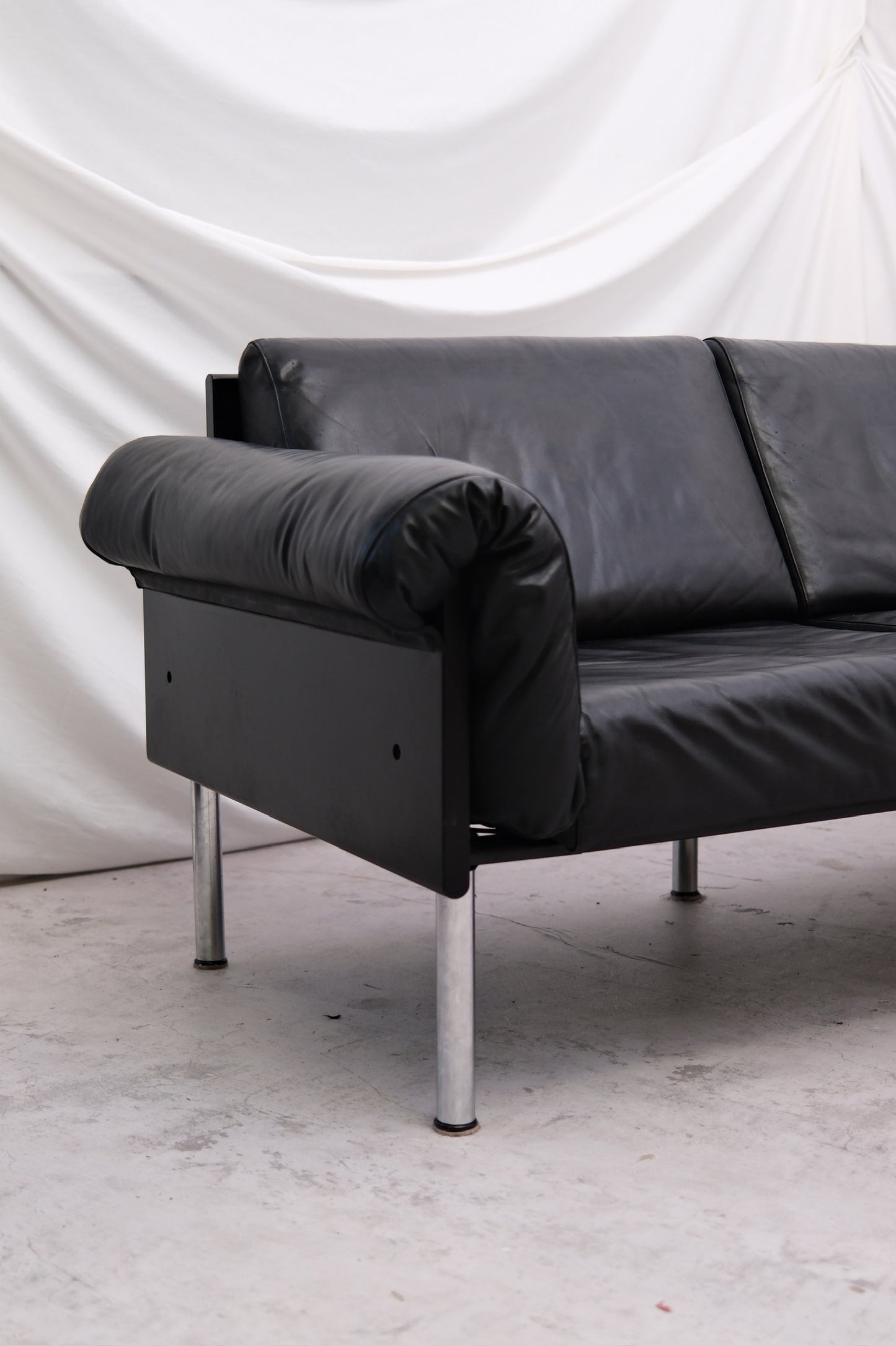 Yrjö Kukkapuro ‘Ateljee’ 3-Seater Sofa in Black Leather - Pino Interiors