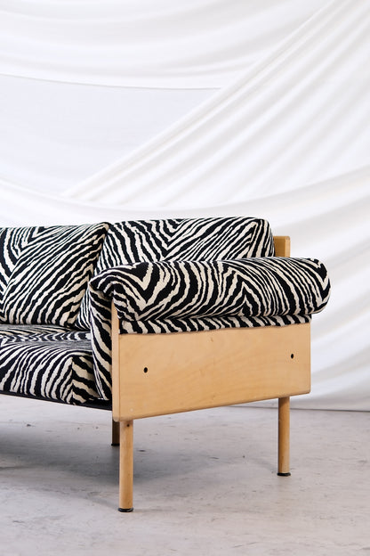 Yrjö Kukkapuro Ateljee 2-Seater, Zebra Fabric