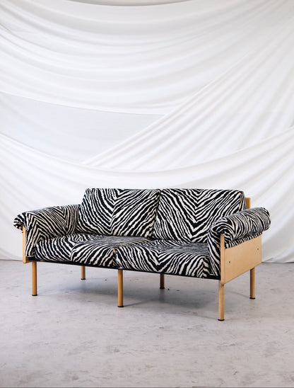 Yrjö Kukkapuro Ateljee 2-Seater, Zebra Fabric