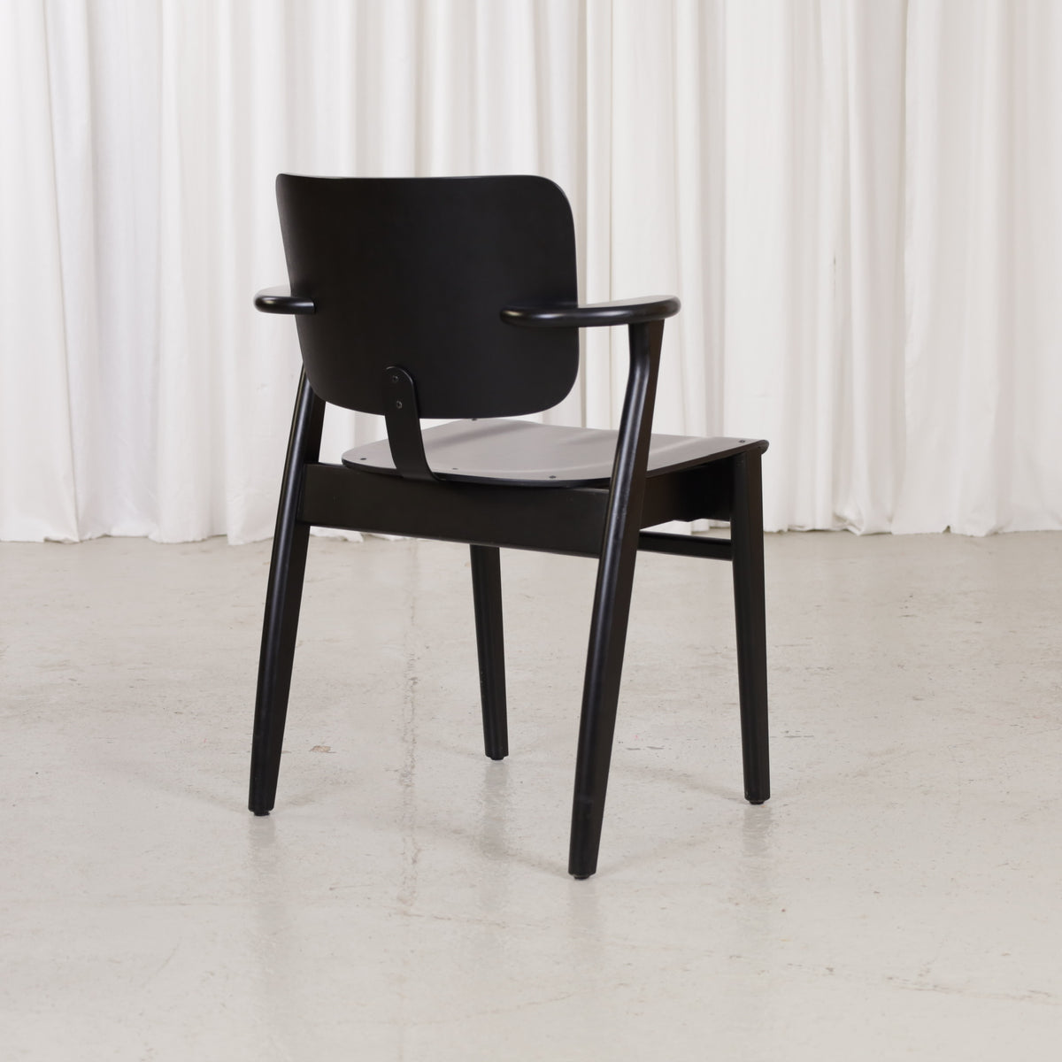 Black Artek Domus chair by Ilmari Tapiovaara, view 2626