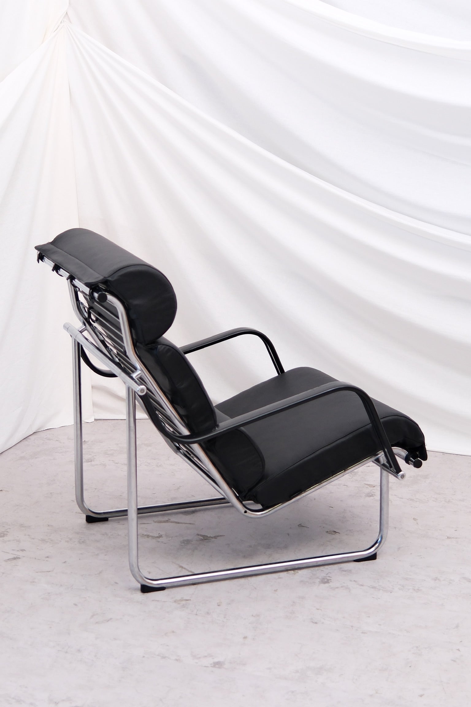 Yrjö Kukkapuro Remmi Armchair & Ottoman - Pino Interiors