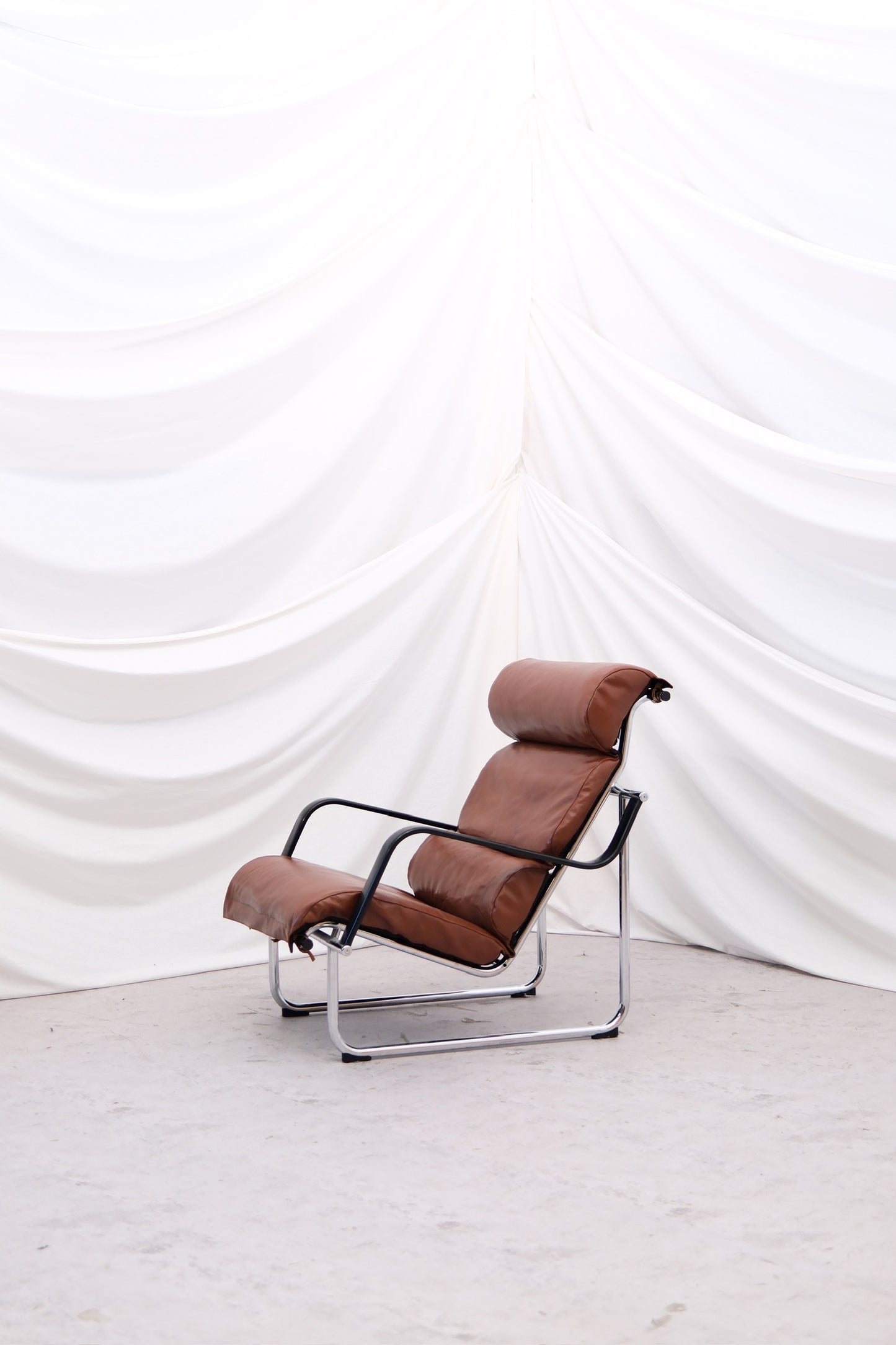 Yrjö Kukkapuro Remmi armchair, cognac leather - Pino Interiors