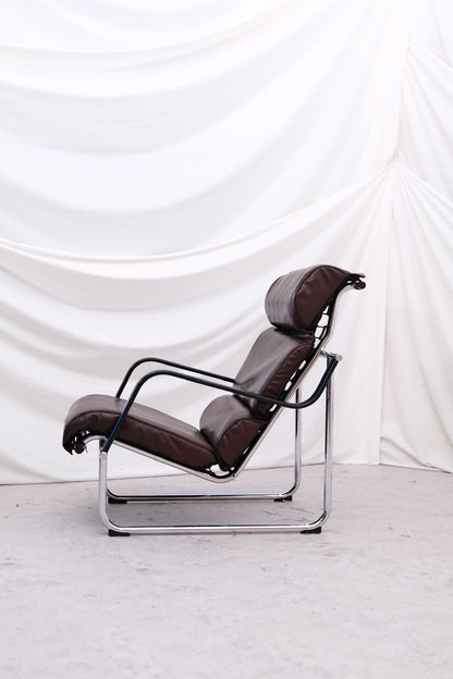 Yrjö Kukkapuro Remmi armchair, dark brown leather - Pino Interiors