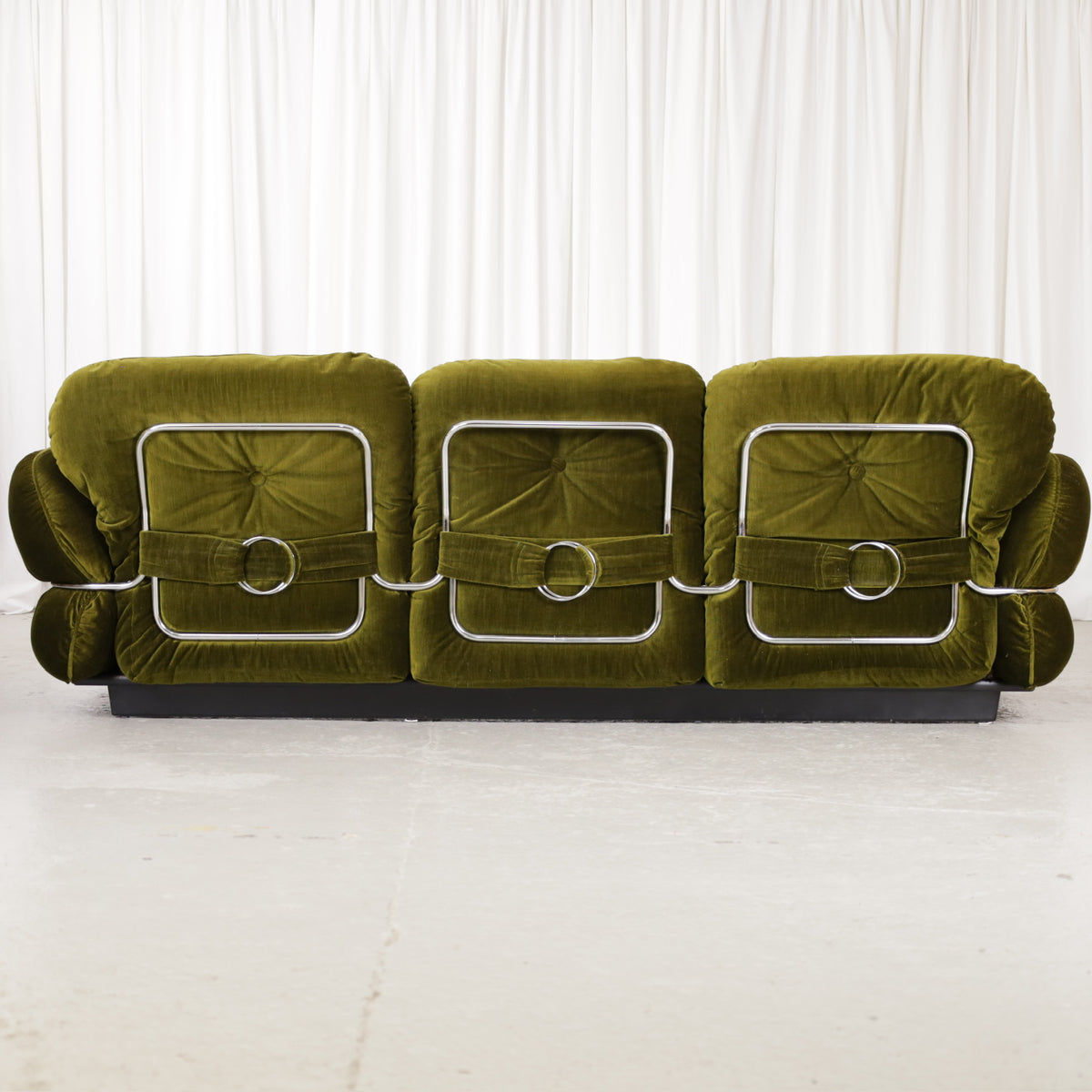 Isku Hannibal three-seater sofa in original green velvet, rear view
