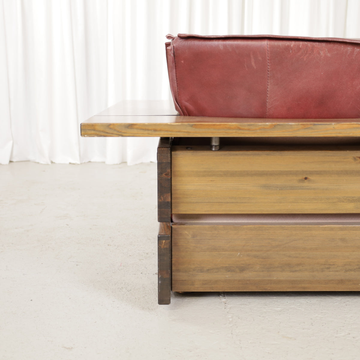 Mattias Ingman Pinus armchair in reddish-brown leather and pine, original photograph 2708