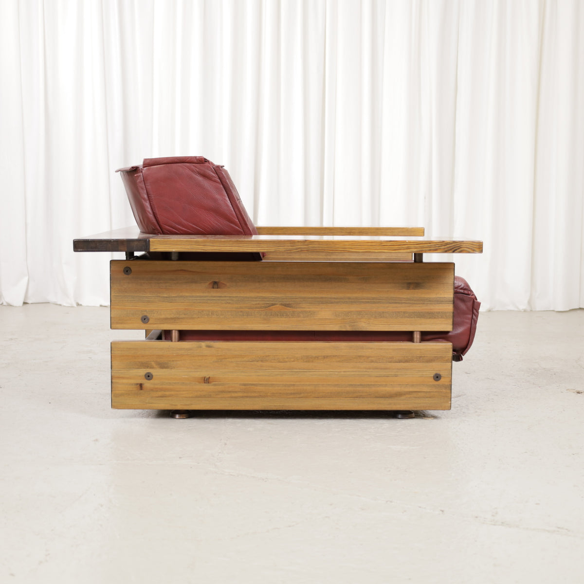 Mattias Ingman Pinus armchair in reddish-brown leather and pine, original photograph 2732
