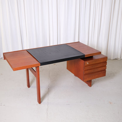 Olavi Hänninen Paletti Desk for HMN Huonekalu Mikko Nupponen