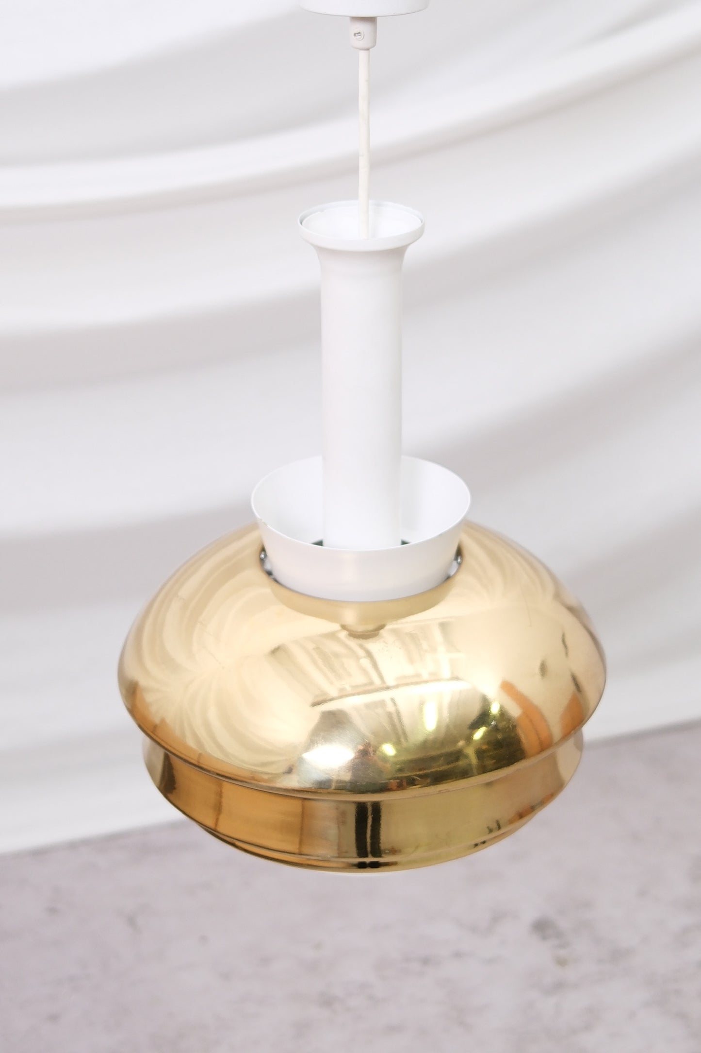 Alvar Aalto A335B brass lamp, manufactured by Valaisinpaja