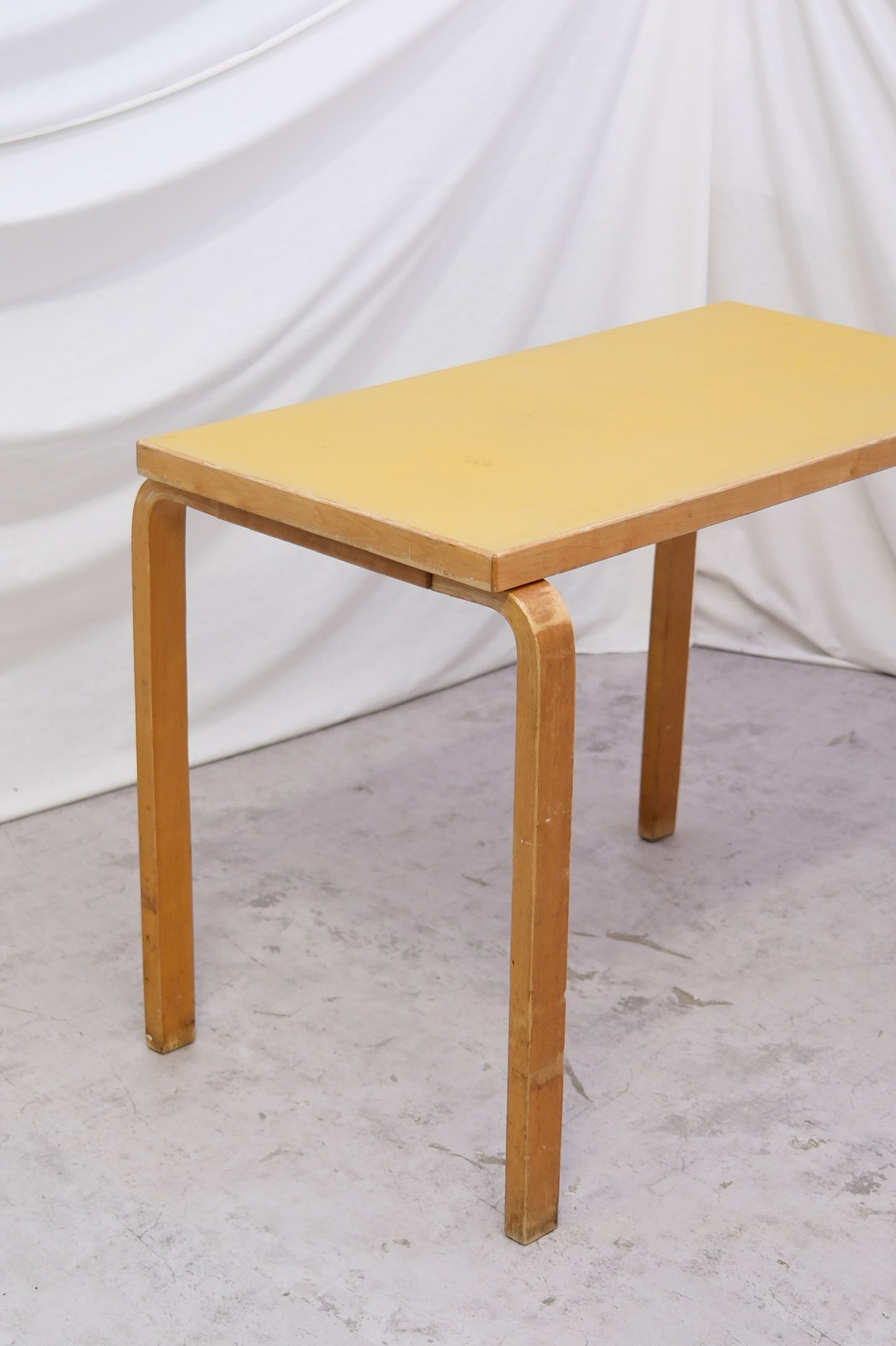 아르텍 스트라굴라 테이블(희귀)