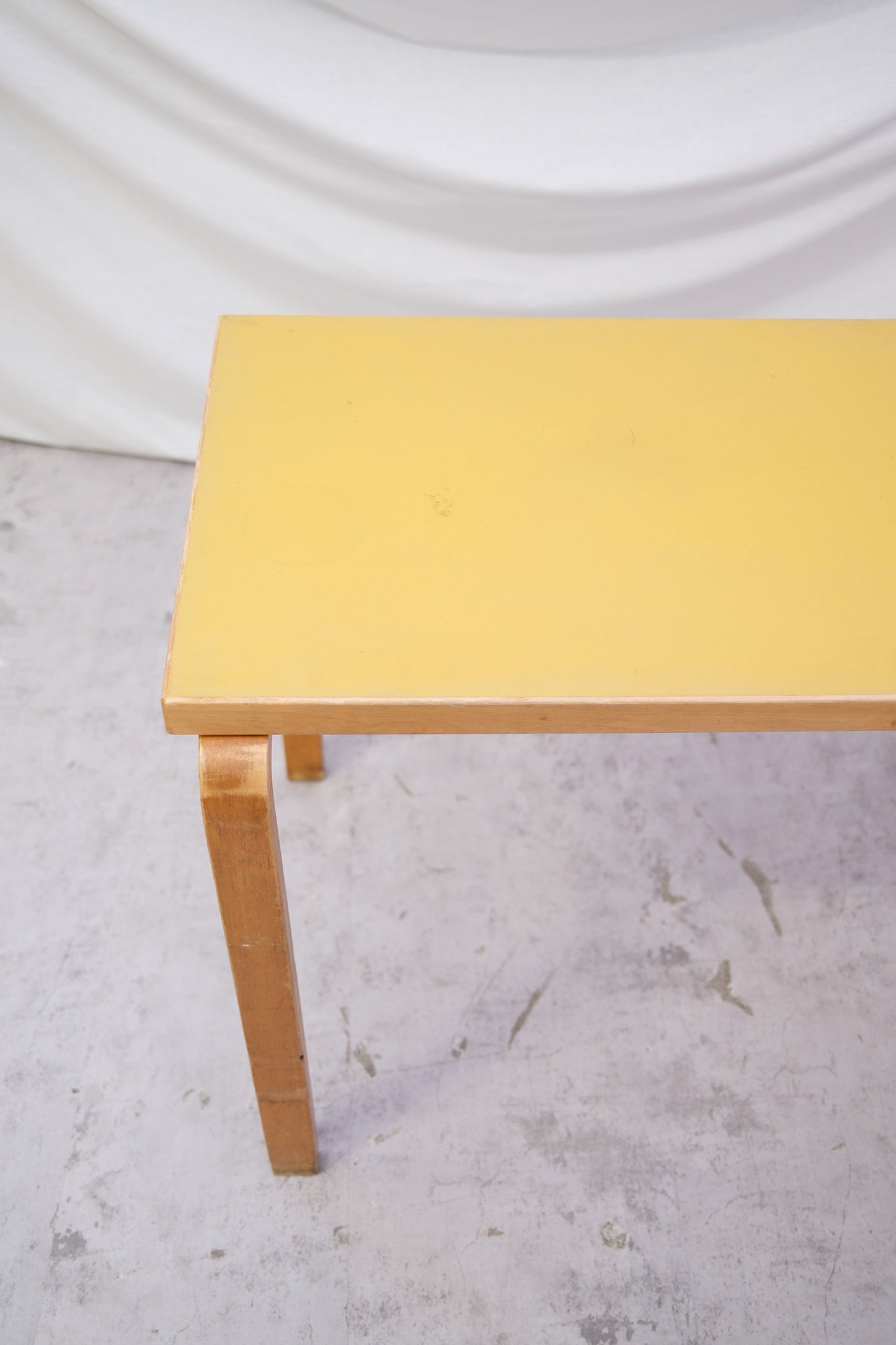 아르텍 스트라굴라 테이블(희귀)