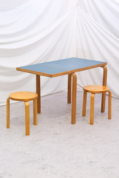 Artek DL82 Drop-Leaf Table OY HUONEKALU- JA RAKENNUSTYTEHDAS AB, 1940/1950S