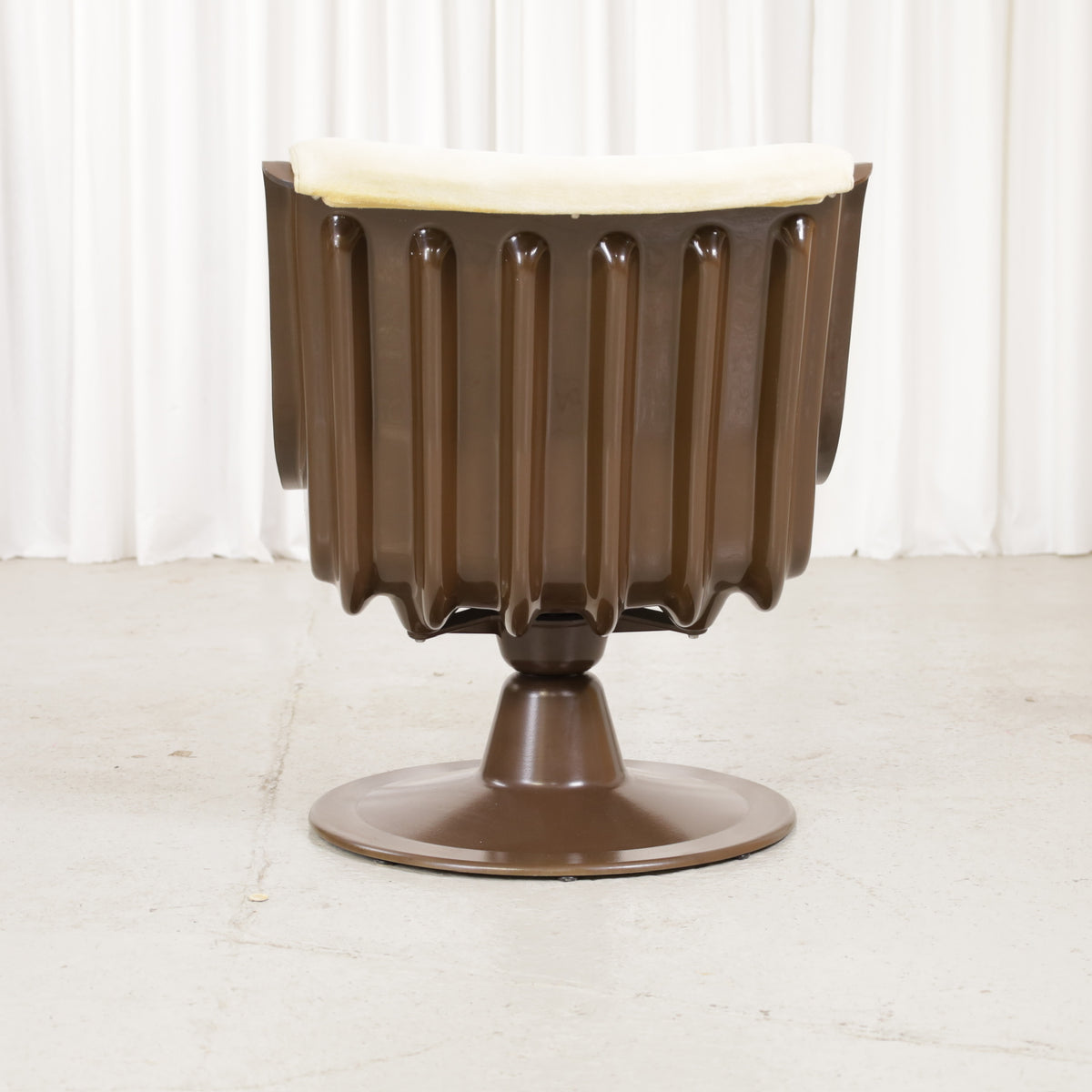 Yrjö Kukkapuro 3814-1KF chair, brown shell and pale yellow upholstery – rear view