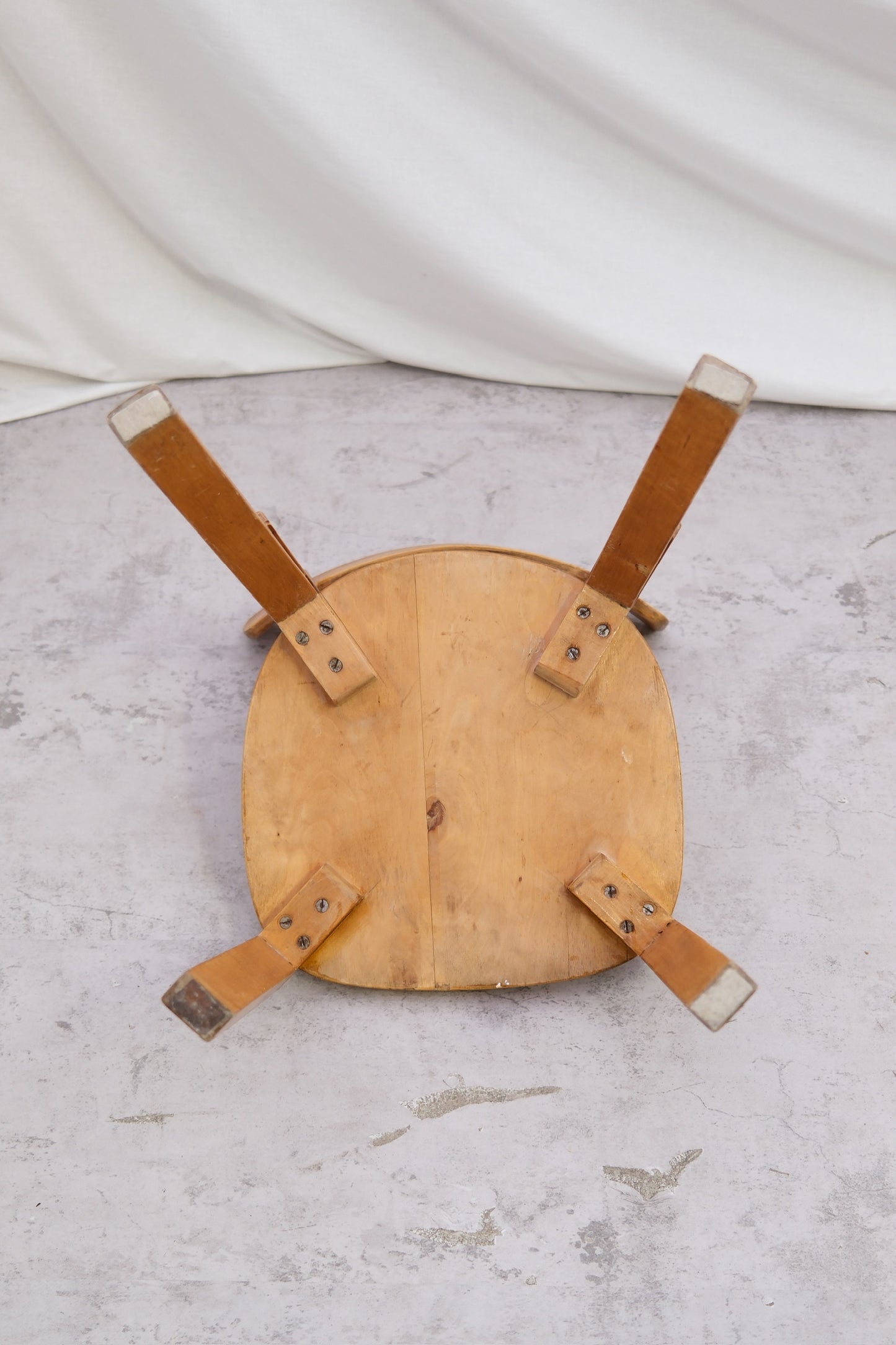 Alvar Aalto Artek 69 'Warleg' Chair