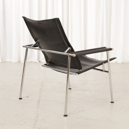 Yrjö Kukkapuro Casino lounge chair in black leather – opposite rear angle