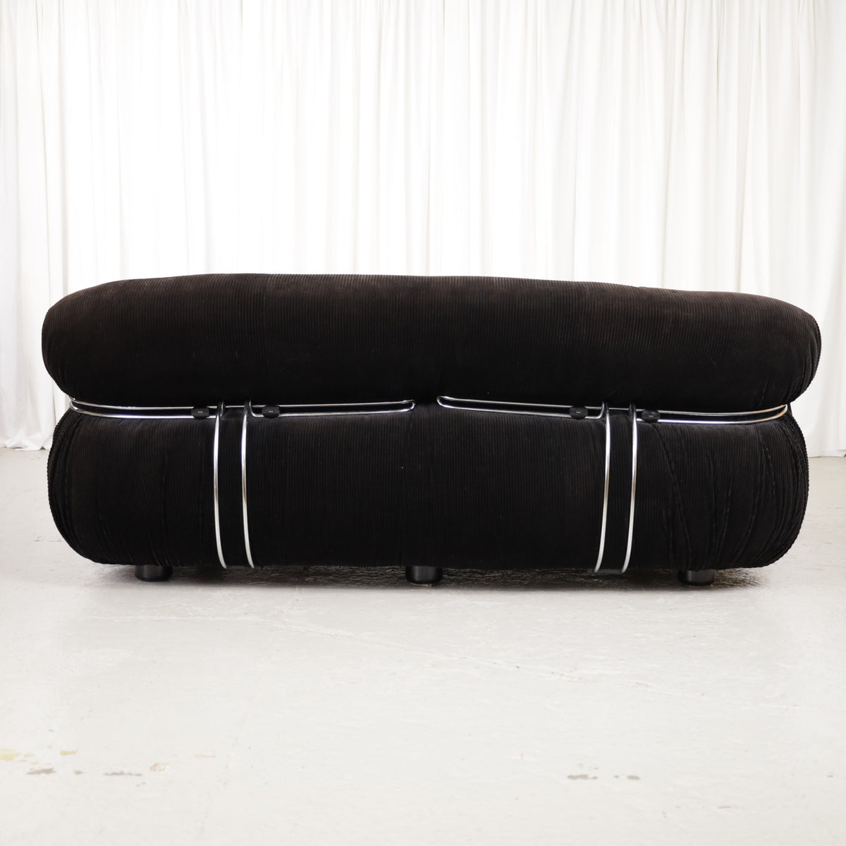 Cassina Soriana sofa in black corduroy – rear view