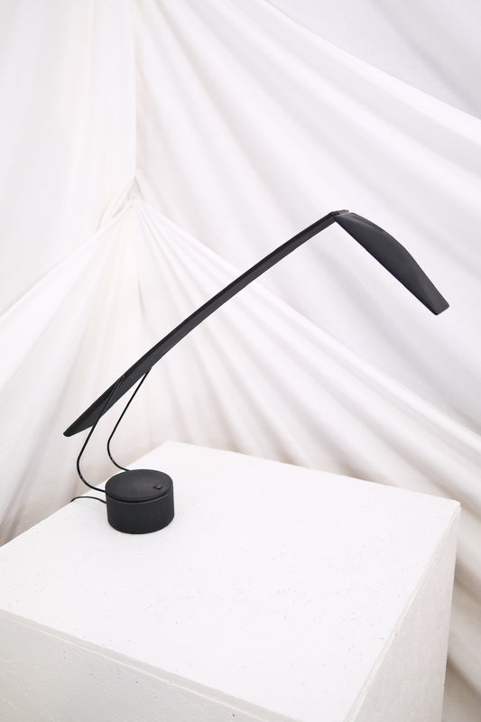 PAF-studio용 'Dove' 데스크 램프