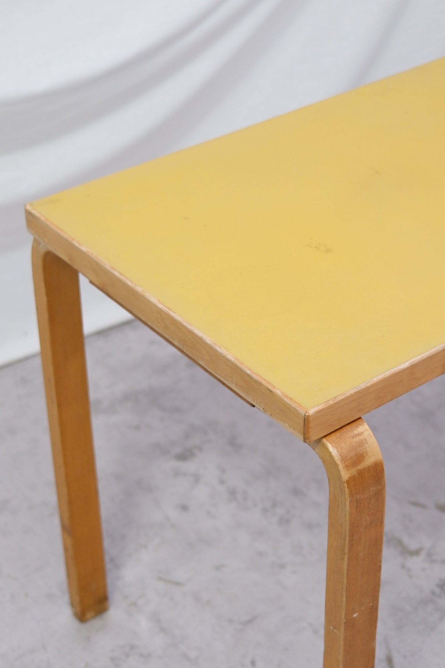 아르텍 스트라굴라 테이블(희귀)