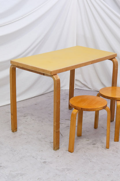 아르텍 스트라굴라 테이블(희귀)