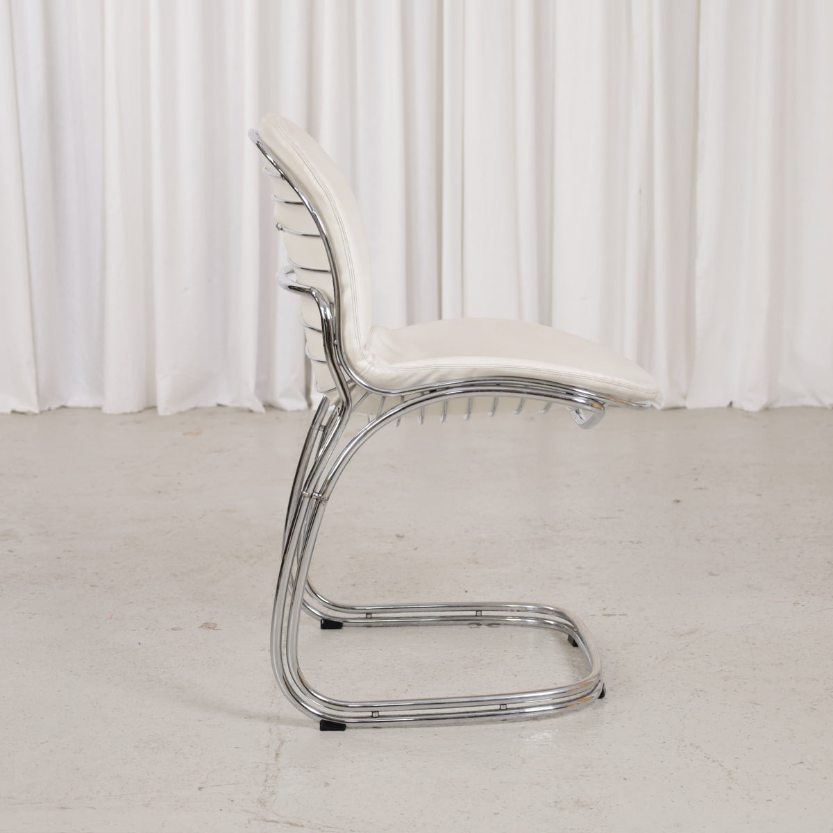 Gastone Rinaldi – Sabrina chair opposite side view