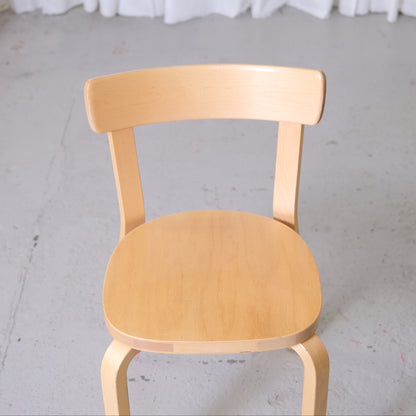 Alvar Aalto Artek 69 Chairs in Birch