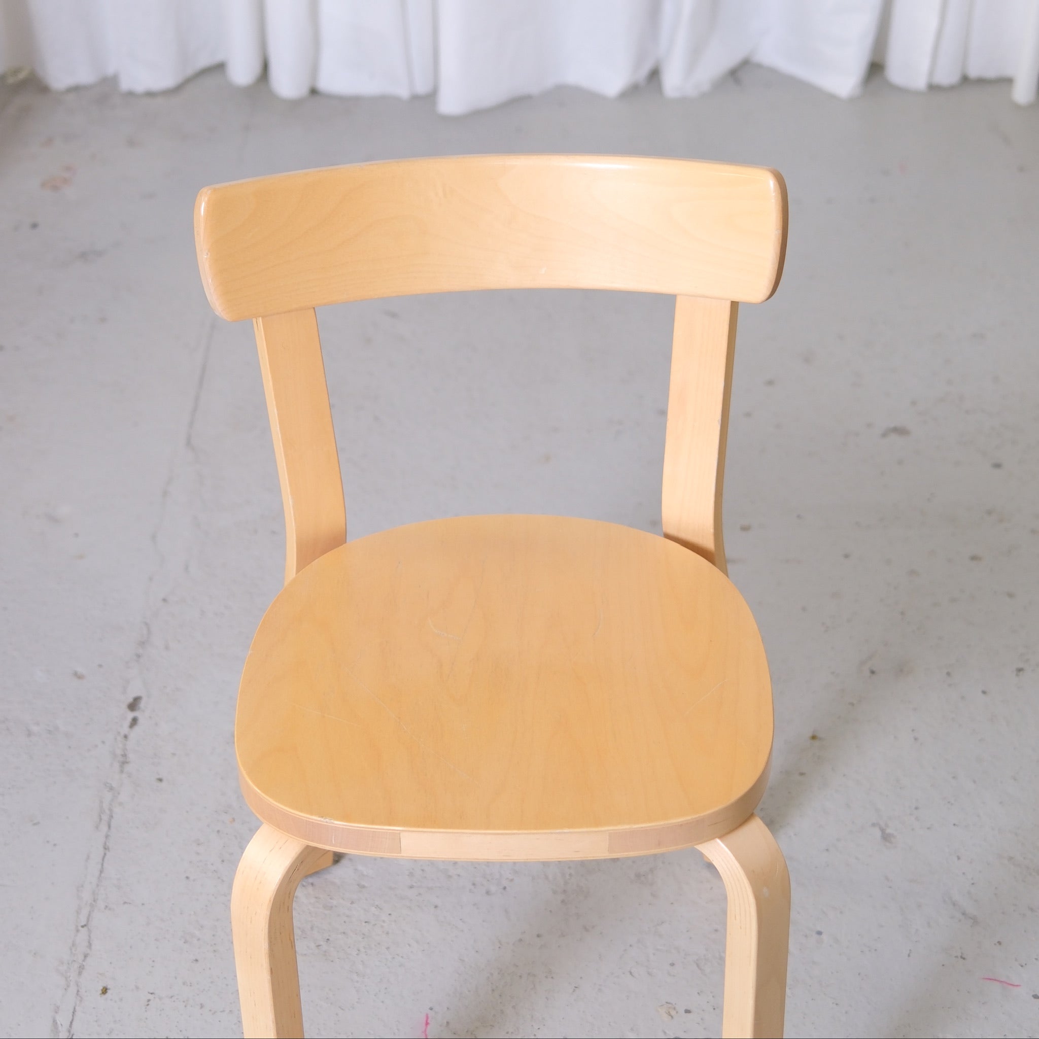 Alvar Aalto Artek 69 Chairs in Birch – Pino Interiors