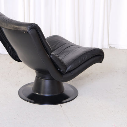 Yrjö Kukkapuro Saturnus Lounge Chair Black Leather