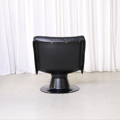 Yrjö Kukkapuro Saturnus Lounge Chair Black Leather