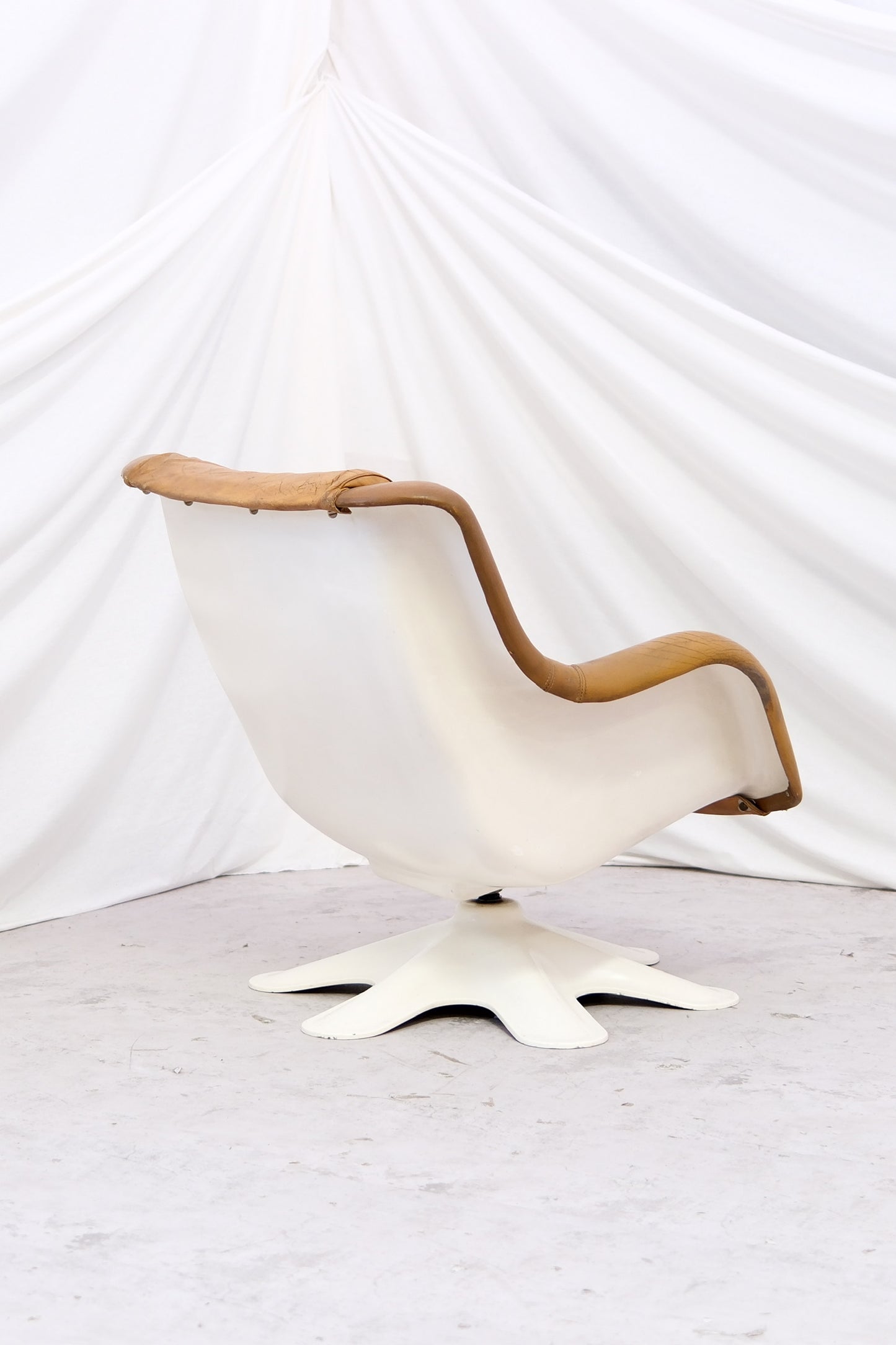 Yrjö Kukkapuro Karuselli armchair - Haimi 1960s - Brown Leather