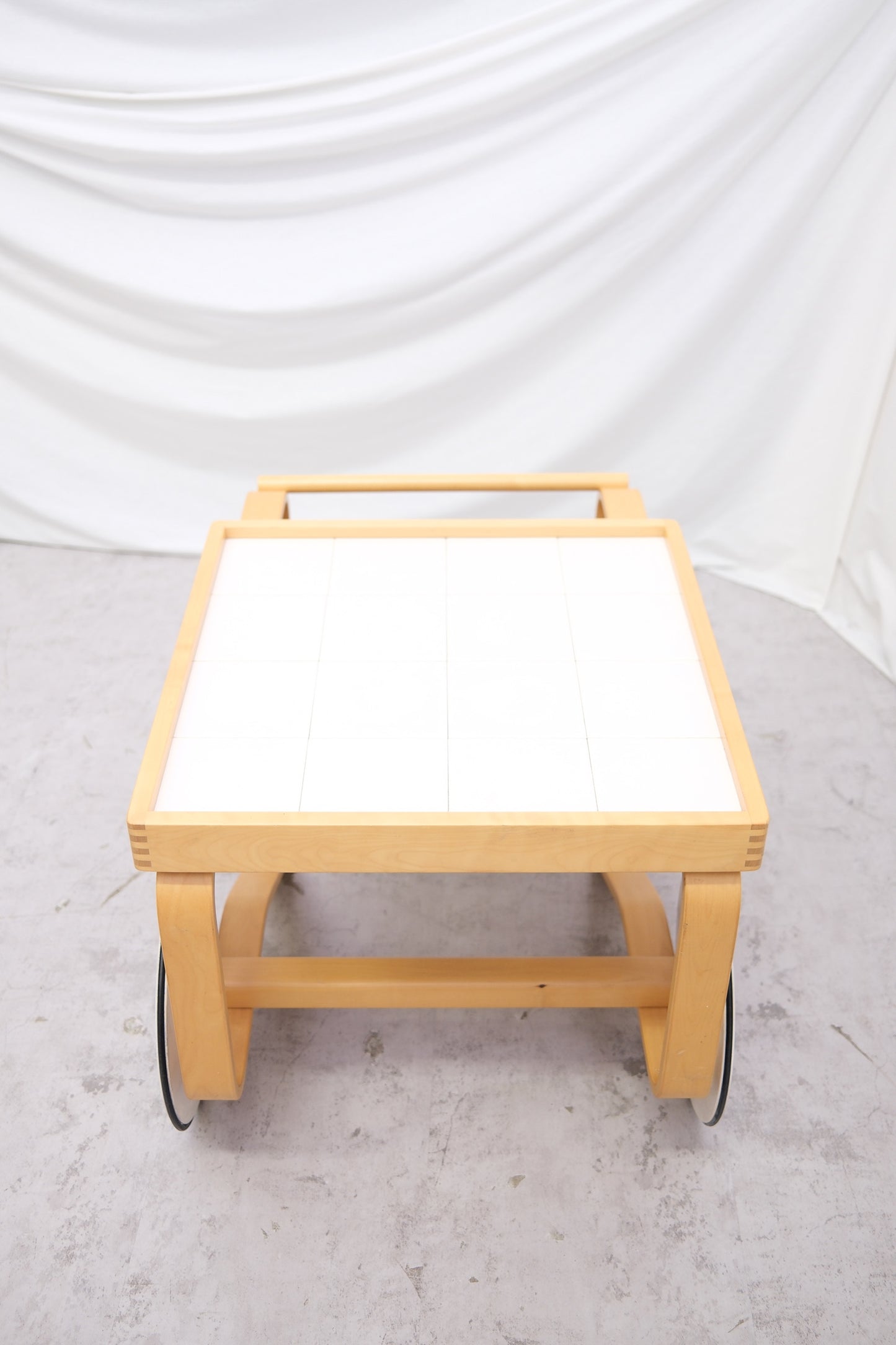 Alvar Aalto Artek 900 Serving Trolley - White