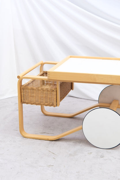 Alvar Aalto Artek 900 Serving Trolley - White