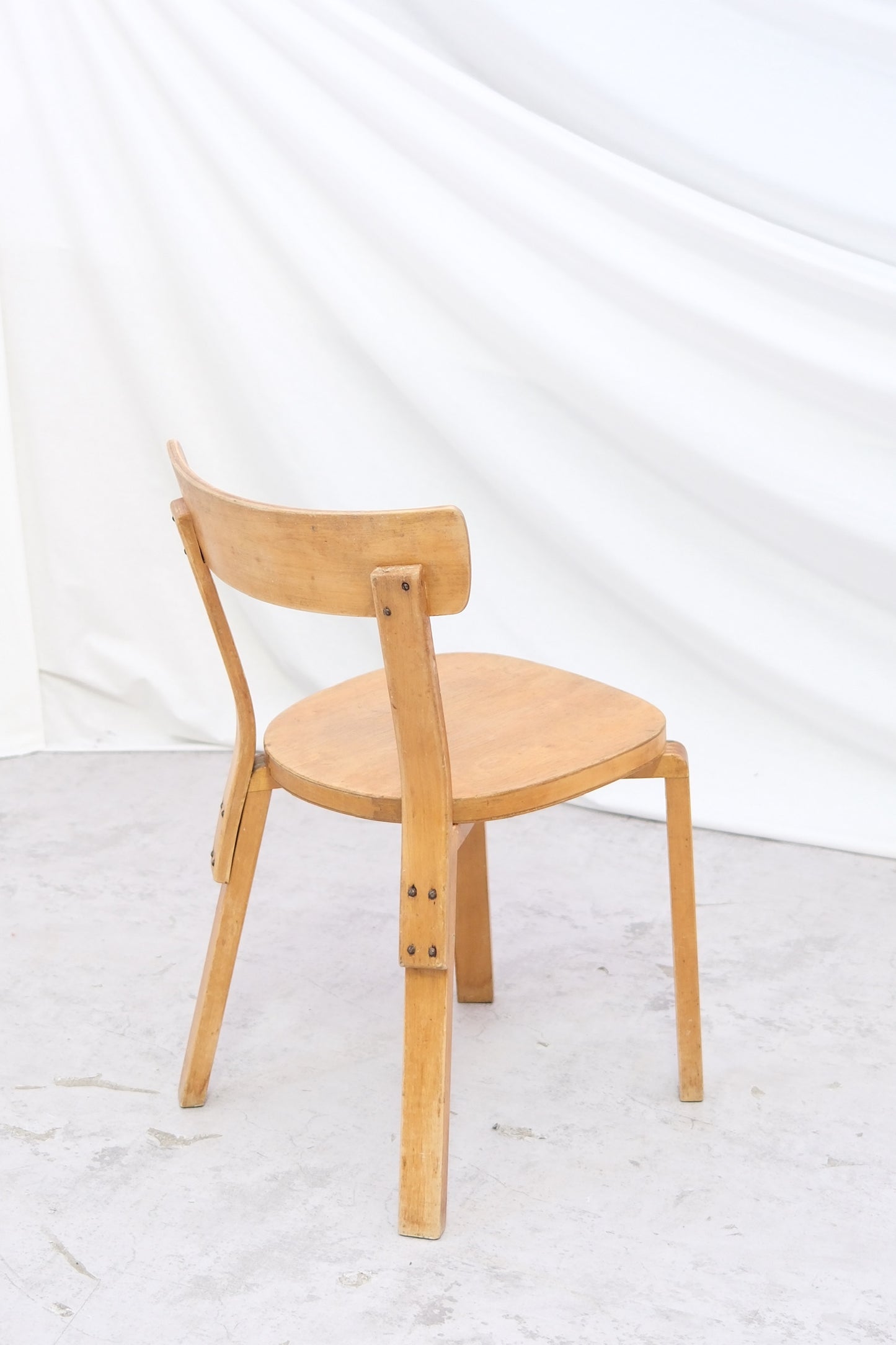 Alvar Aalto Artek 69 'Warleg' Chair