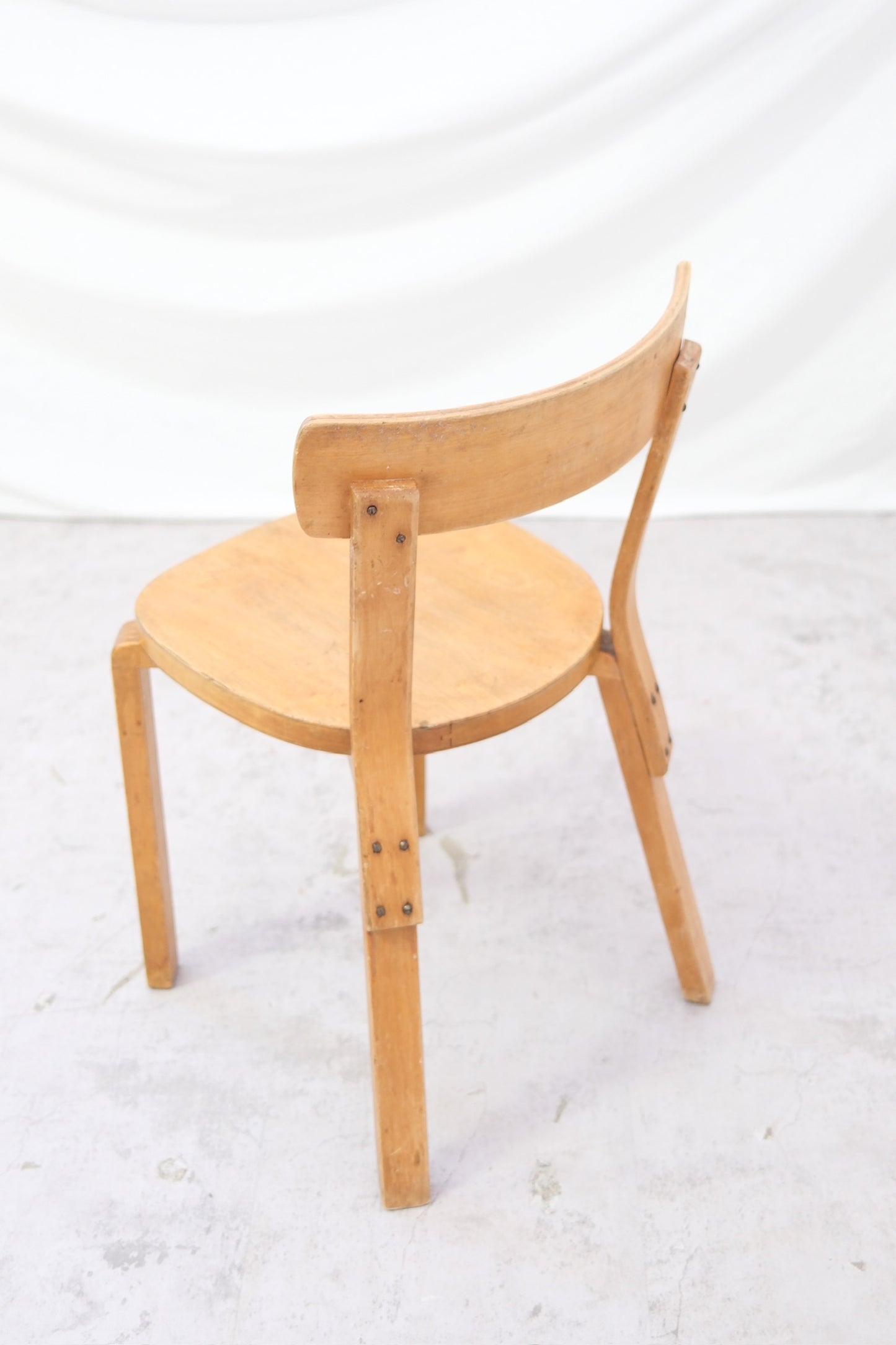Alvar Aalto Artek 69 'Warleg' Chair