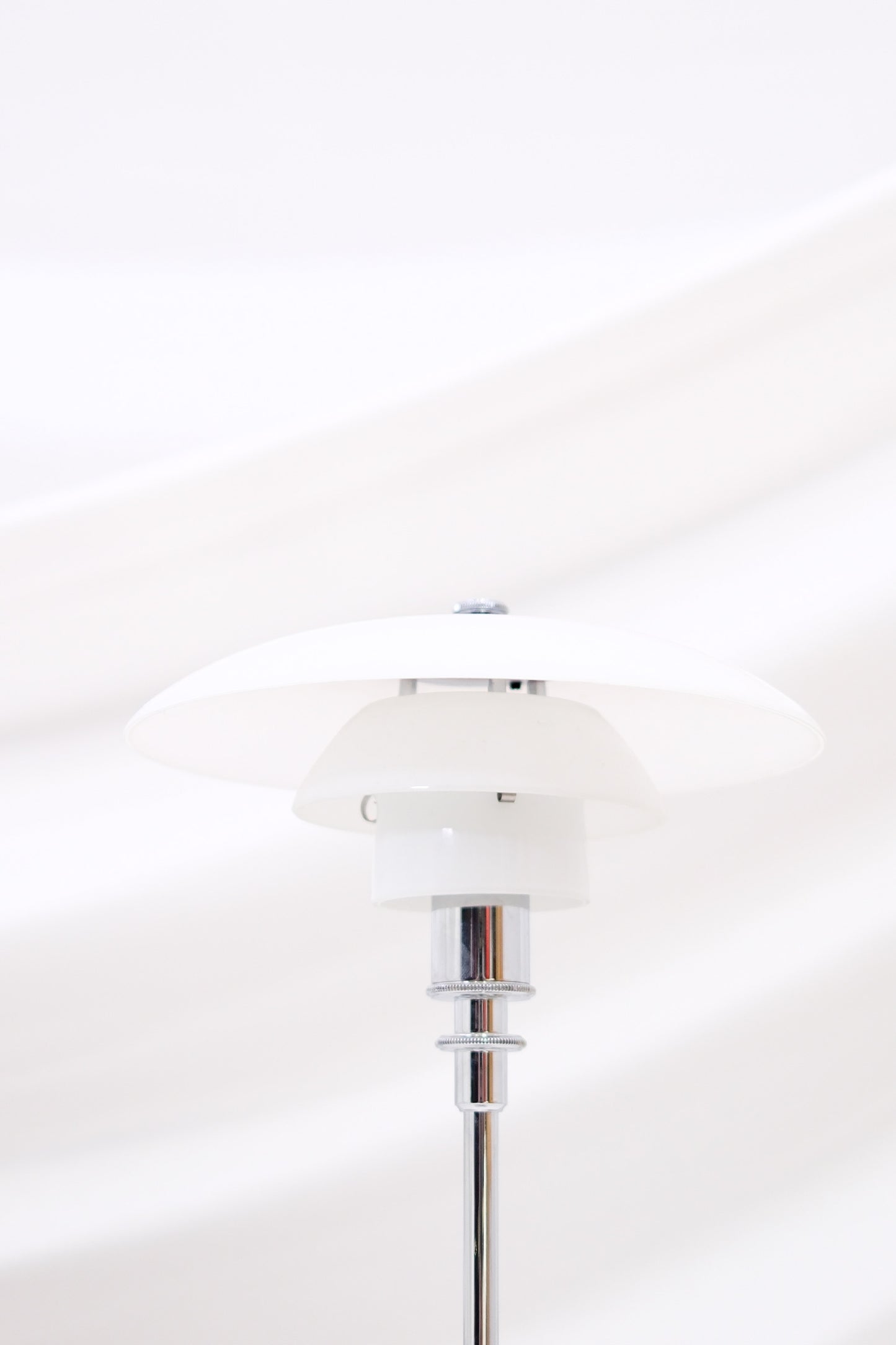 Louis Poulsen PH 2/1 Table Lamp