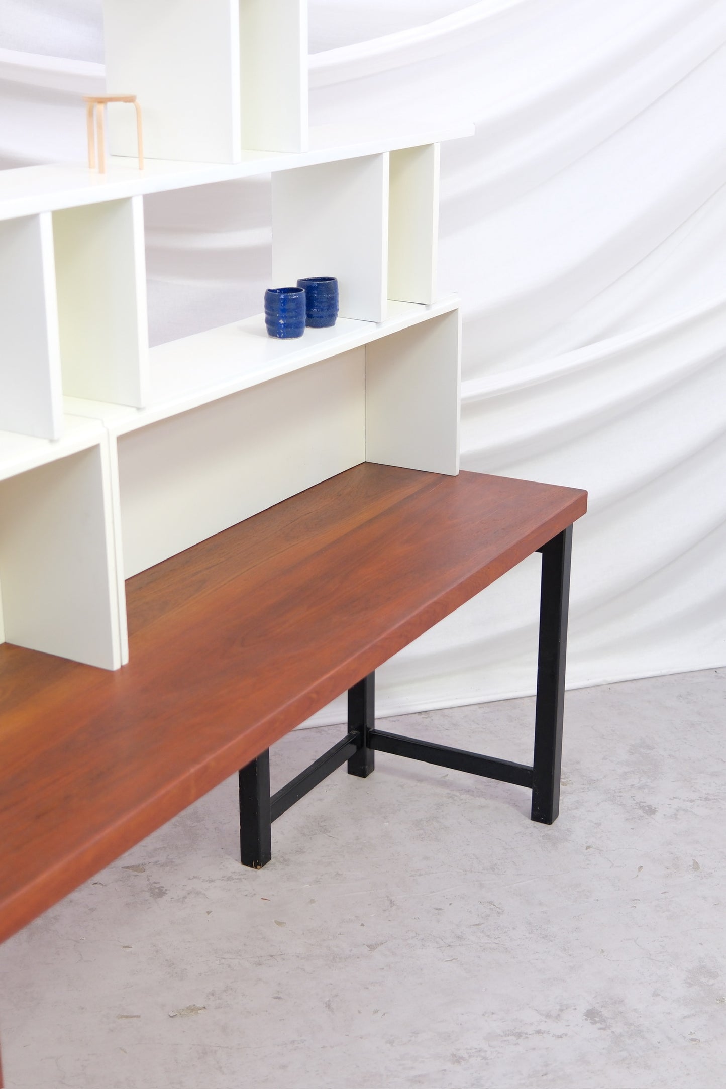 Välipala shelf by Hiort af Ornäs