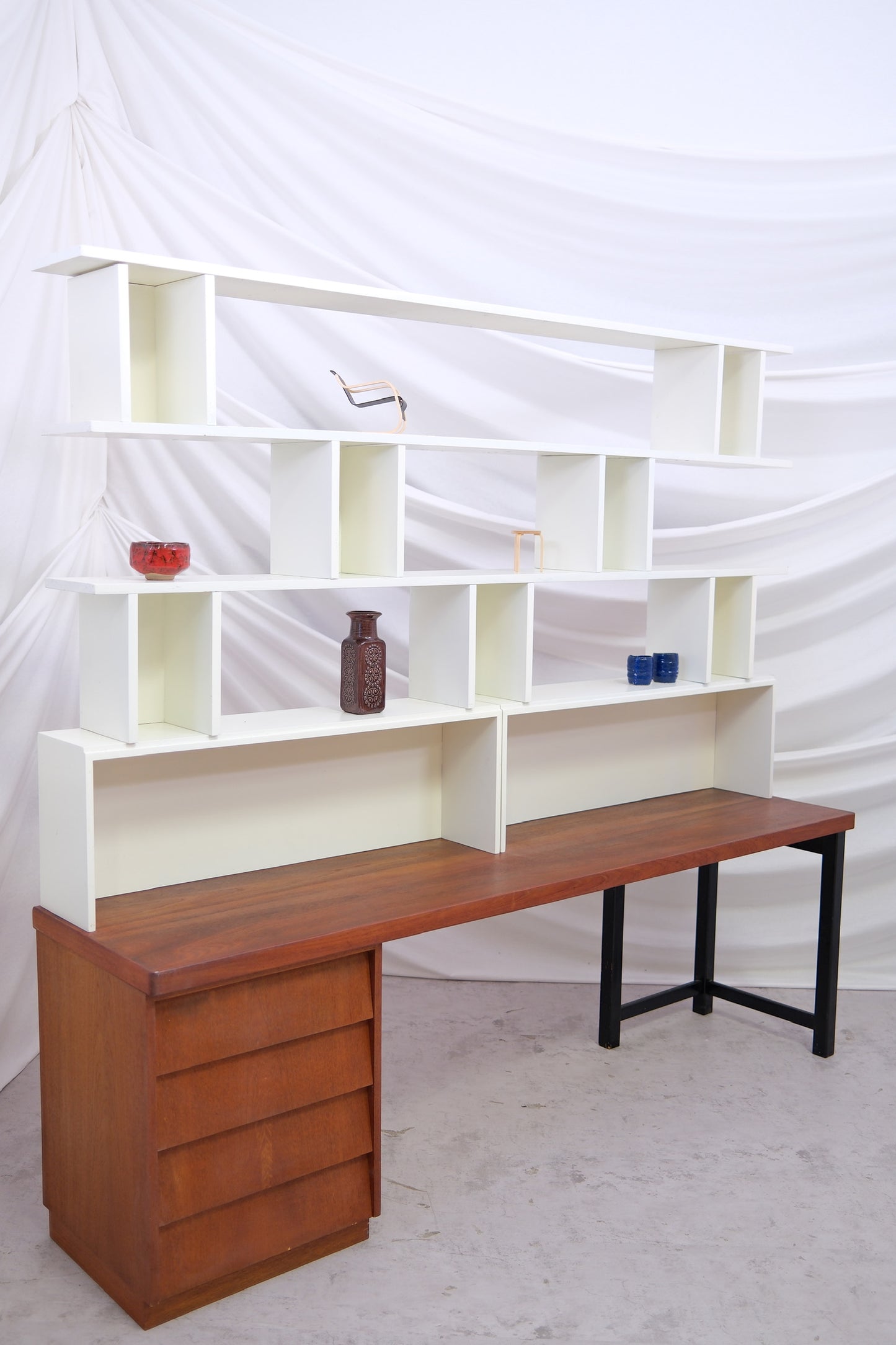 Välipala shelf by Hiort af Ornäs