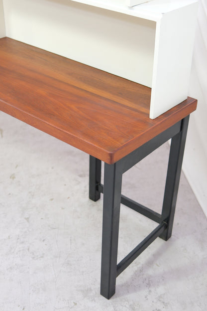 Välipala shelf by Hiort af Ornäs