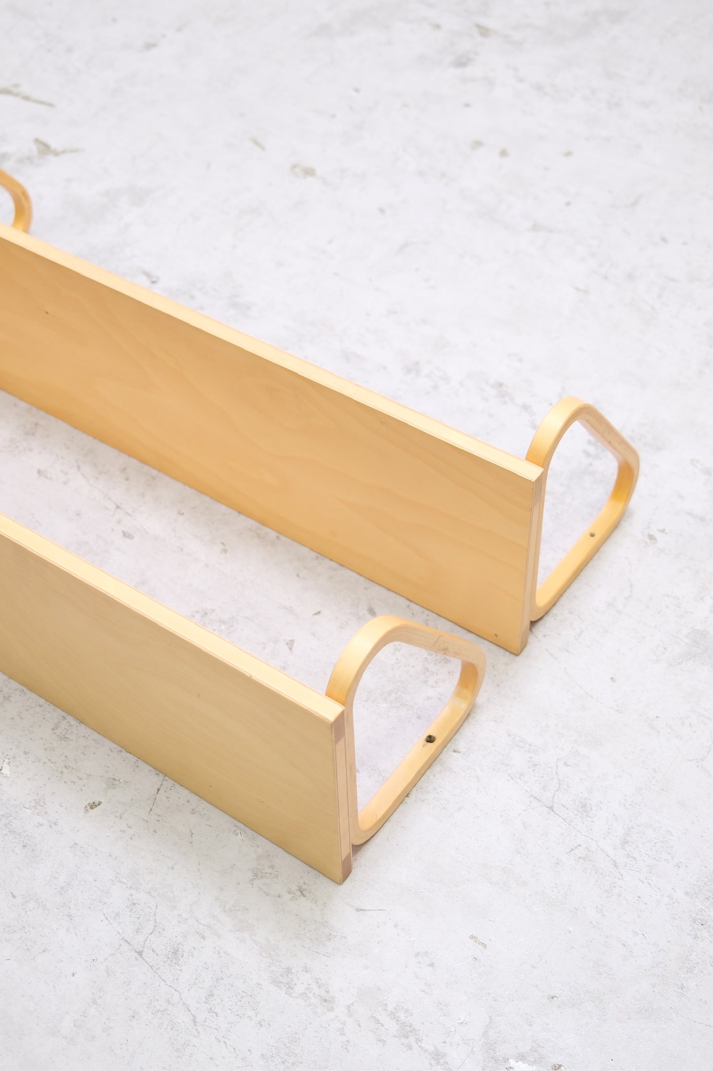 Alvar Aalto Wall Shelf 112B (4 pieces available)