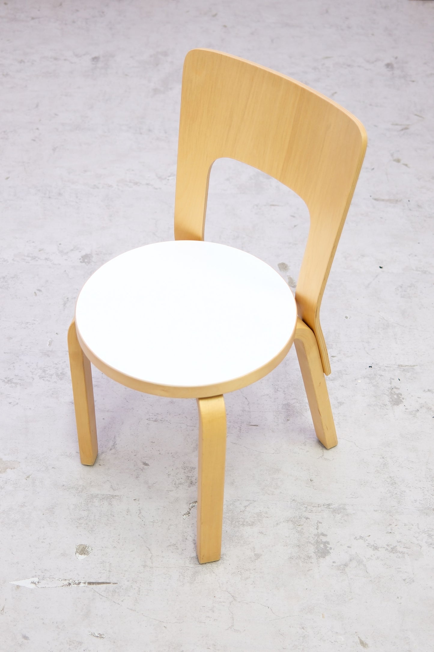 Alvar Aalto Artek 66 Chairs - White laminate
